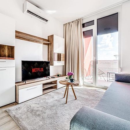 Ari Green Apartment Near Atrium Mall Arad Kültér fotó