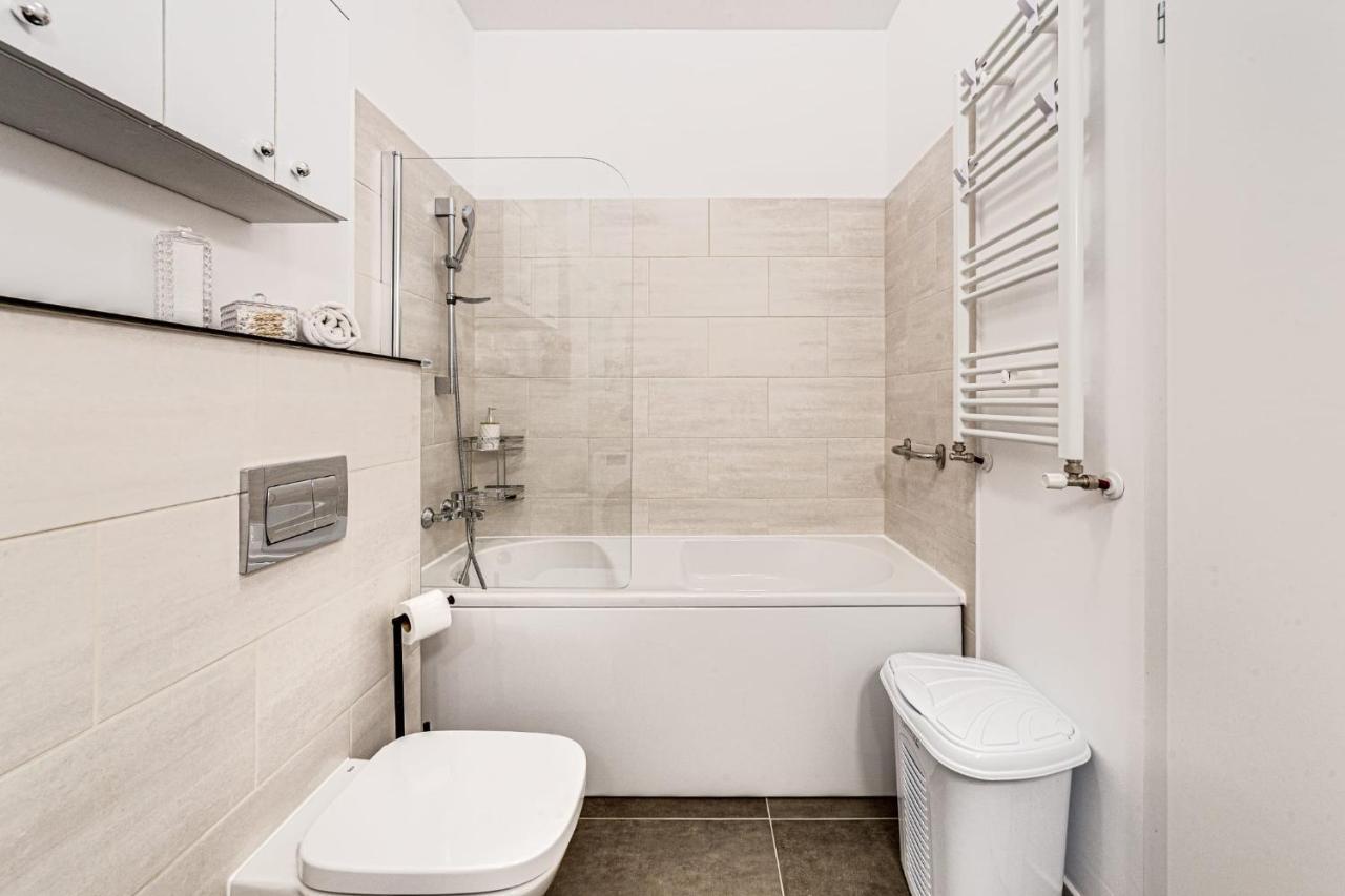 Ari Green Apartment Near Atrium Mall Arad Kültér fotó