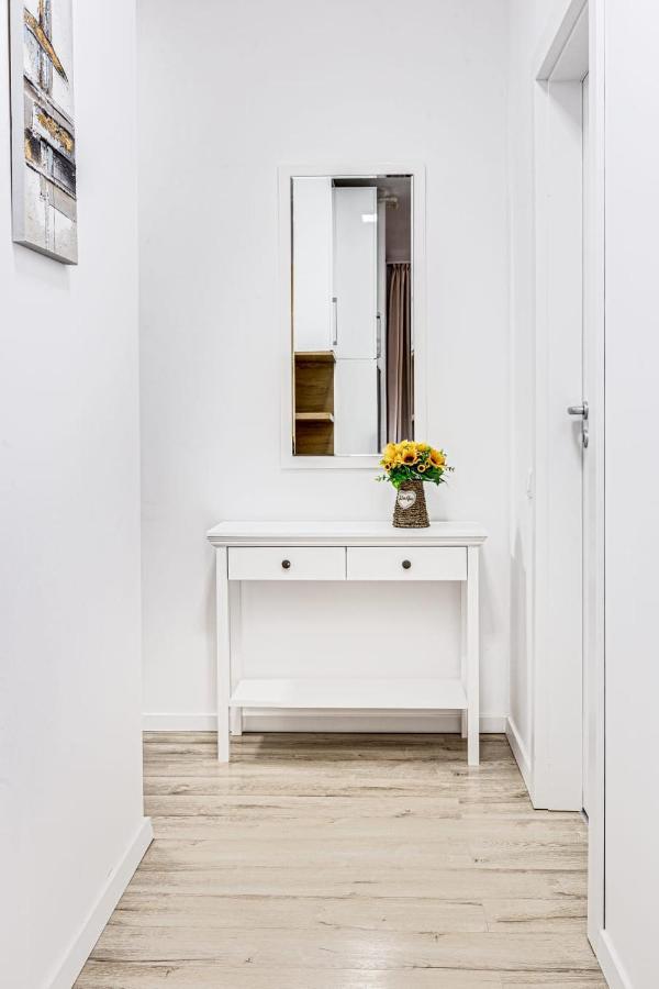 Ari Green Apartment Near Atrium Mall Arad Kültér fotó